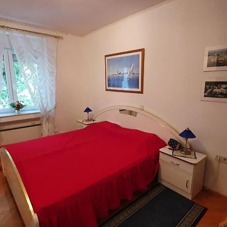 Appartment Punat Buitenkant foto